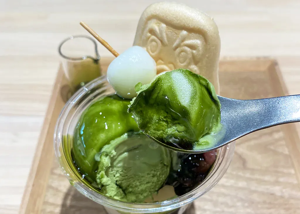 祇園八坂の「雲の茶」と「笹屋昌園」のコラボカフェの抹茶パフェ。