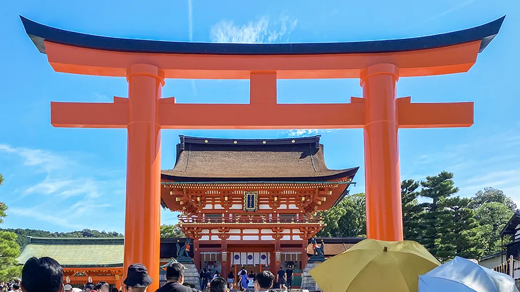 Fushimi Inari Shrine's thousand torii gates