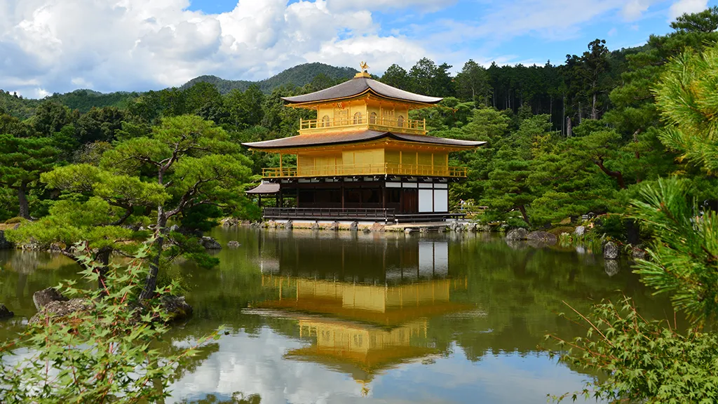 Kinkaku-ji Temple (Golden Pavilion)