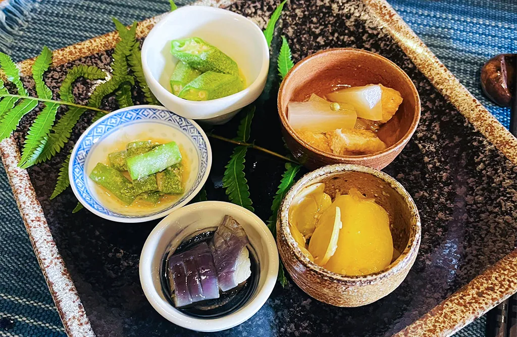 地元のレストランでのランチ